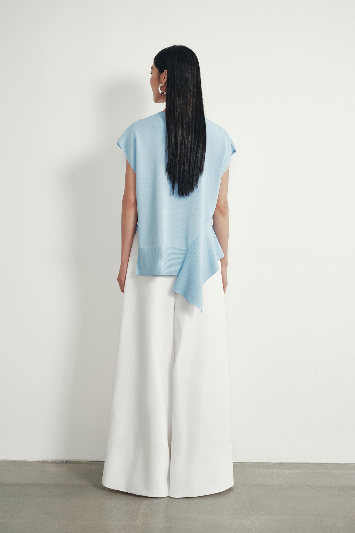 color:SKY BLUE