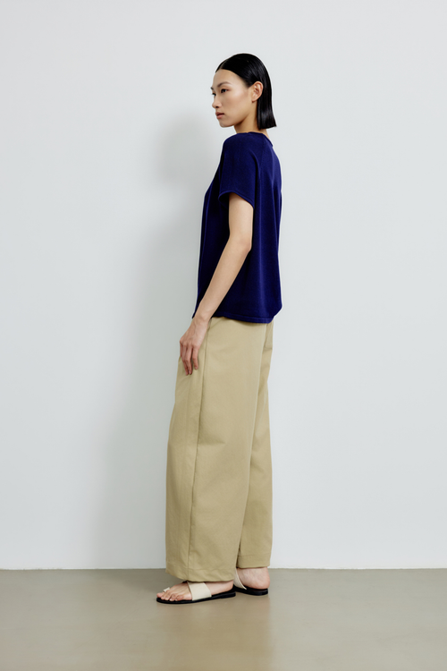 color:NAVY