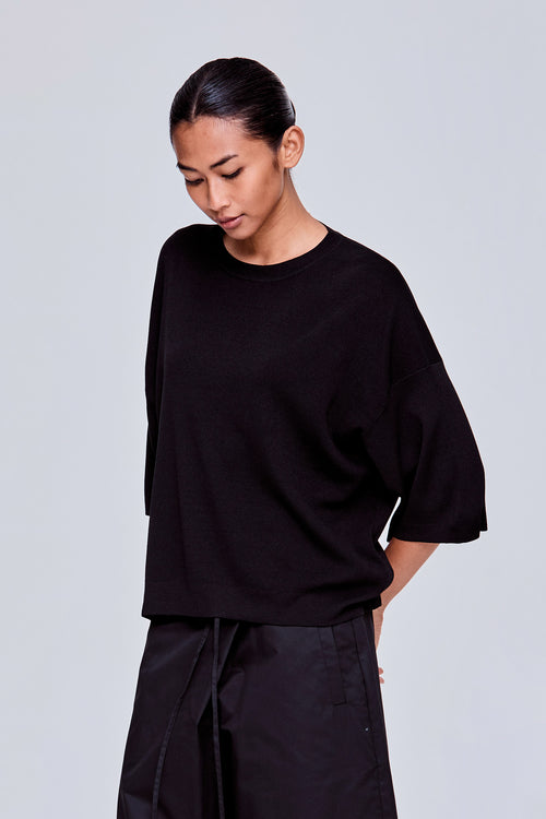 color:NOIR