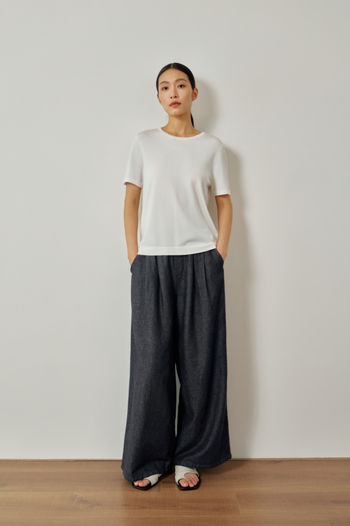 color:IVORY
