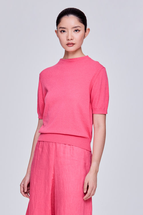 color:HOT PINK