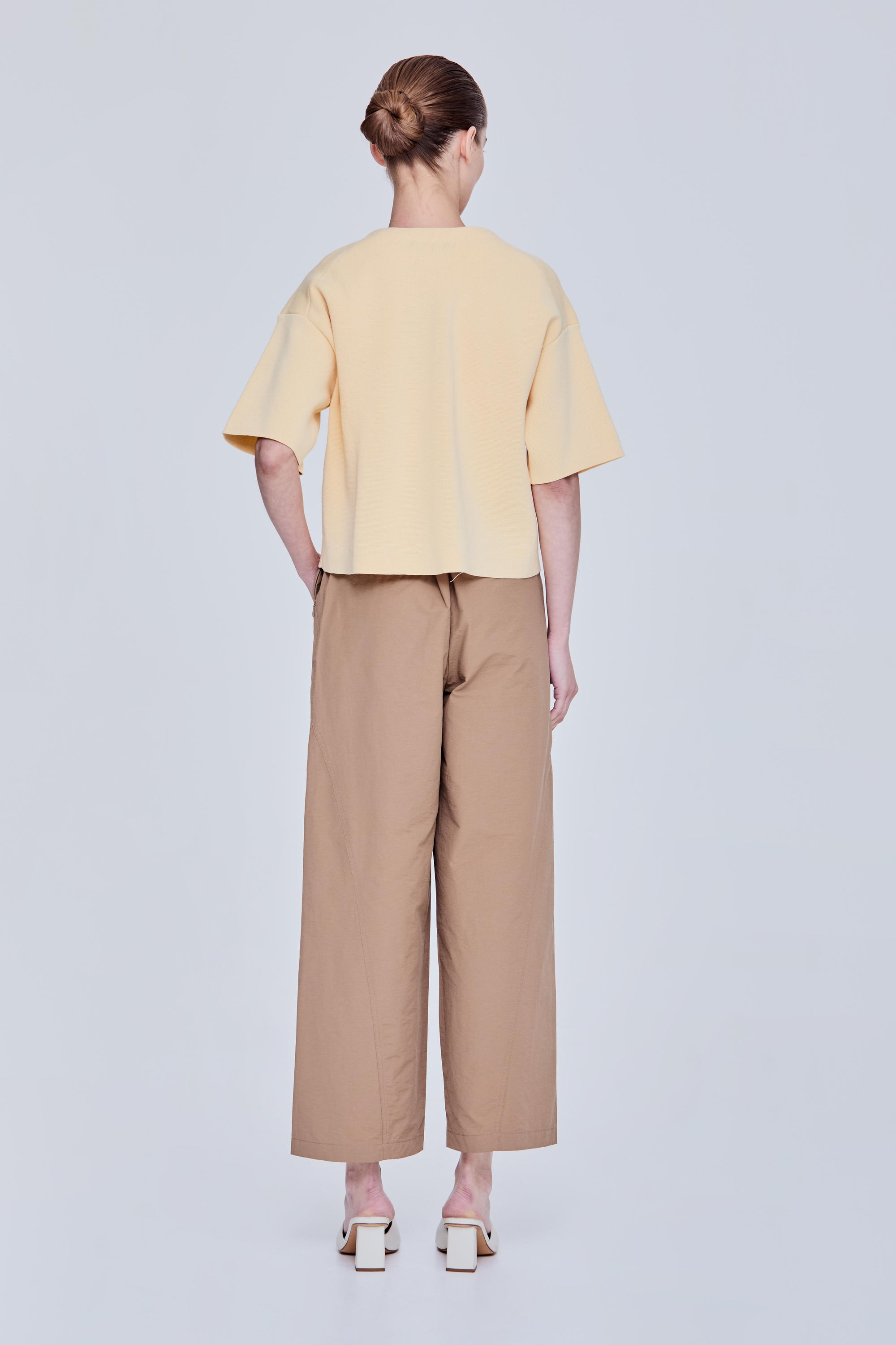 color:PALE YELLOW