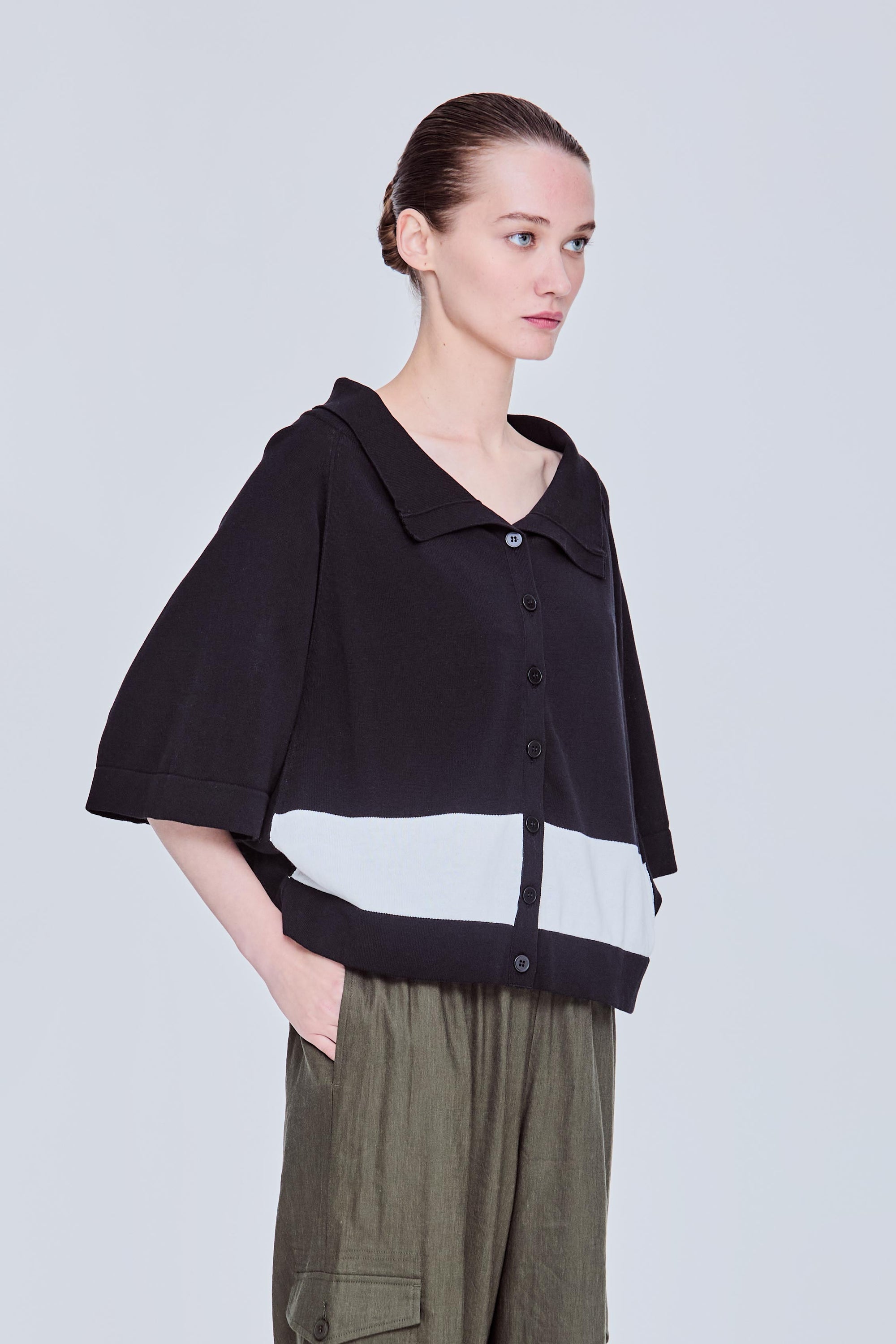 color:NOIR
