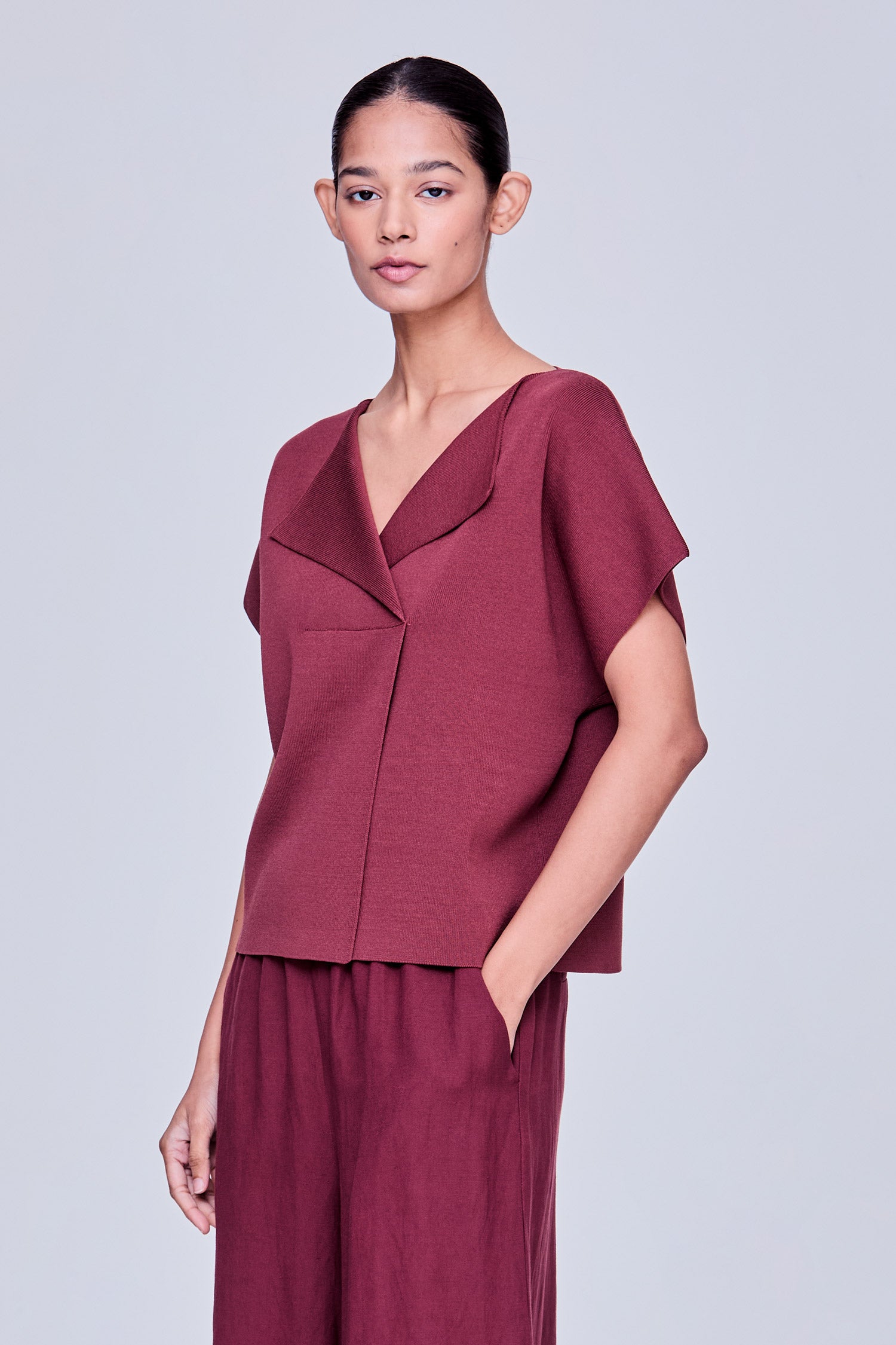 color:MAROON