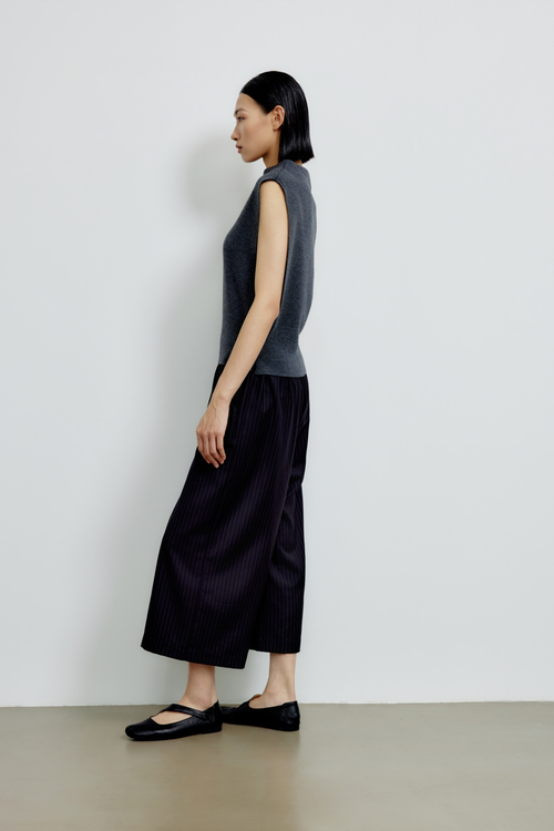color:HUE GREY 2