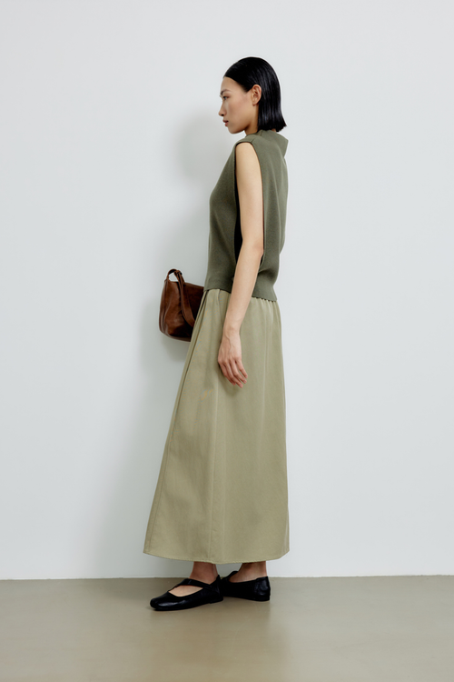 color:KHAKI GREEN