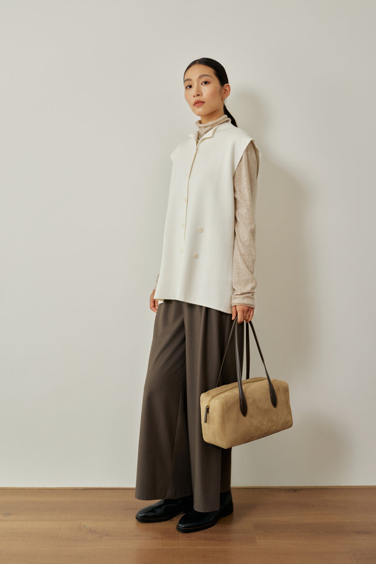 color:IVORY
