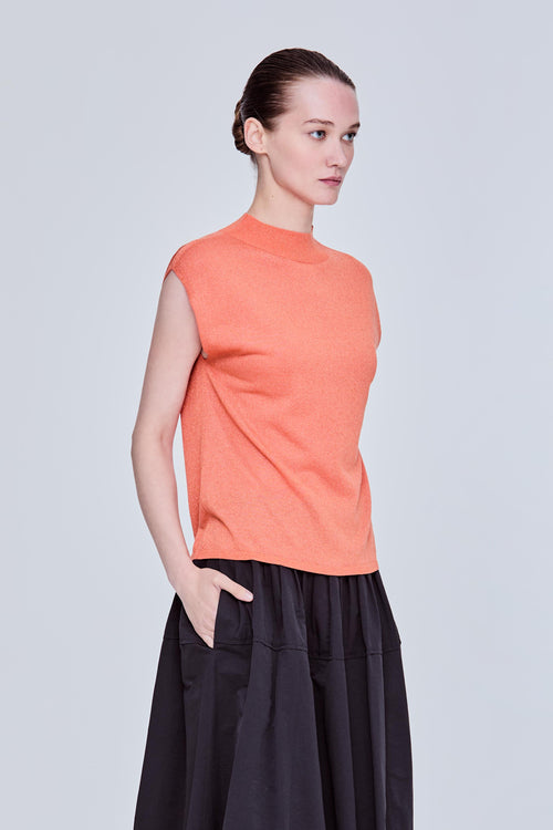 color:ORANGE