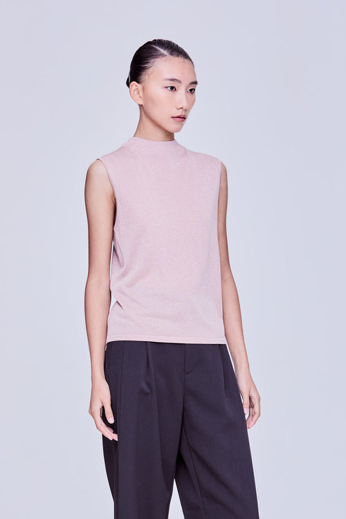 color:BLUSH