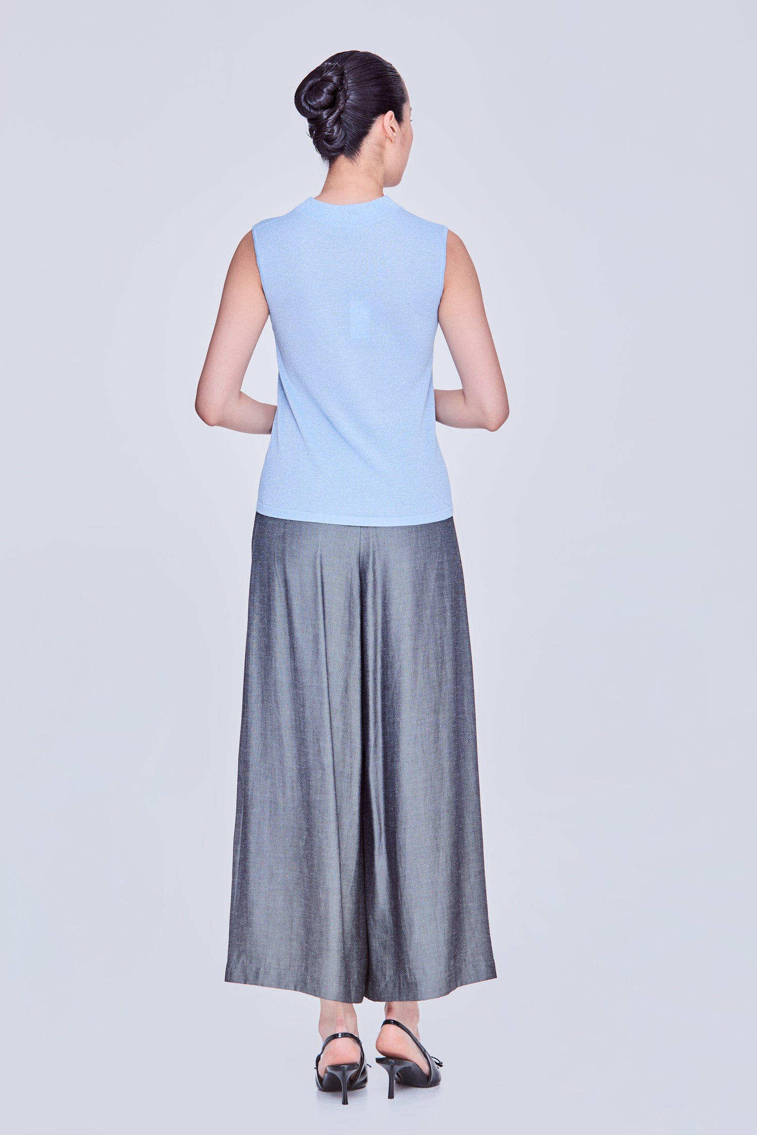 color:SKY BLUE
