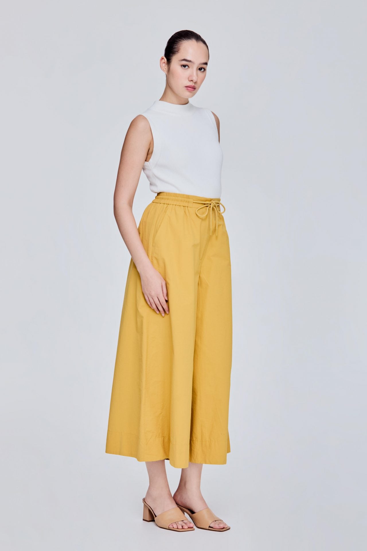 color:MELLOW