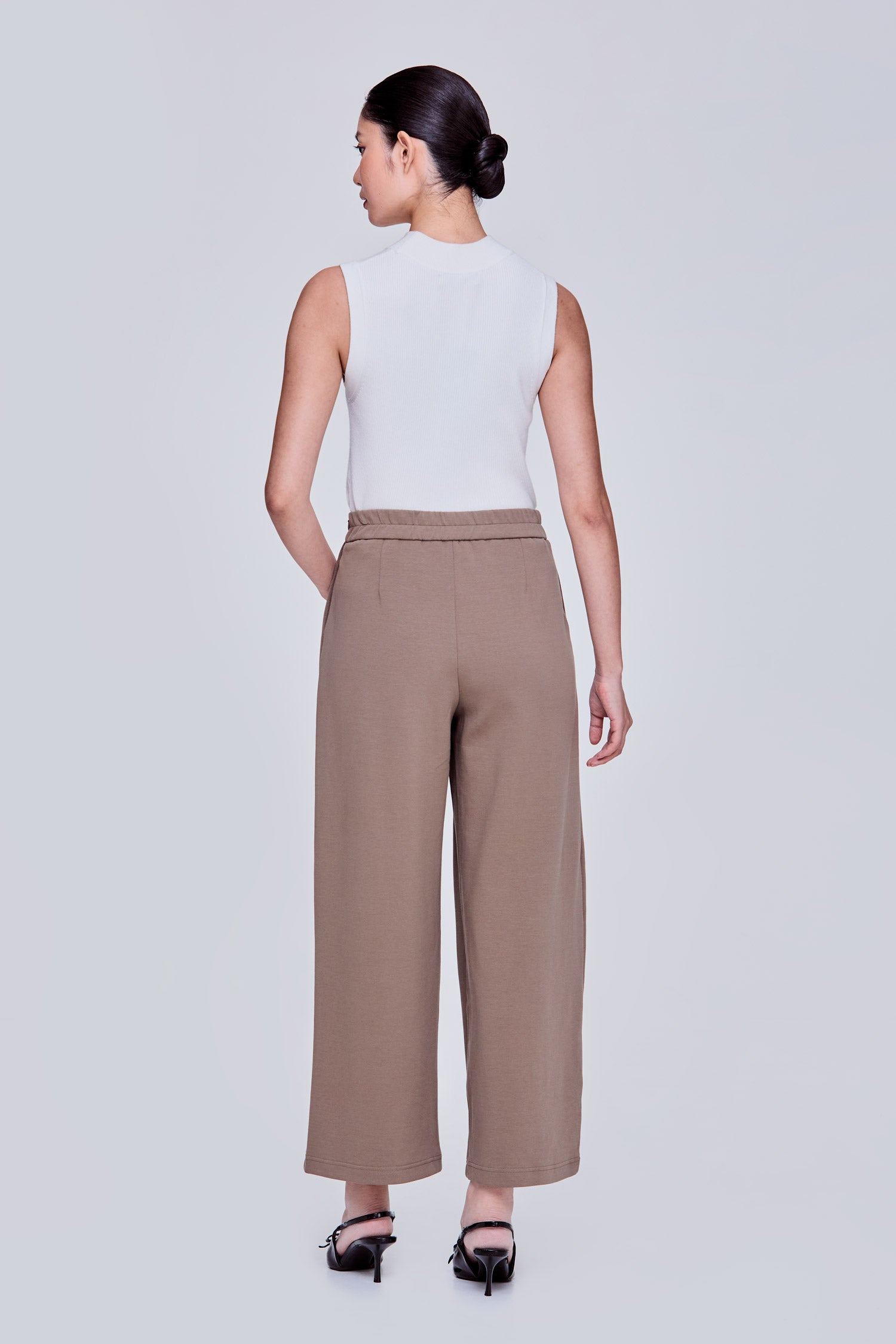 color:COCOA