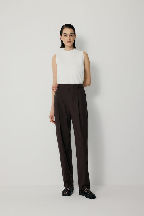 color:DARK BROWN