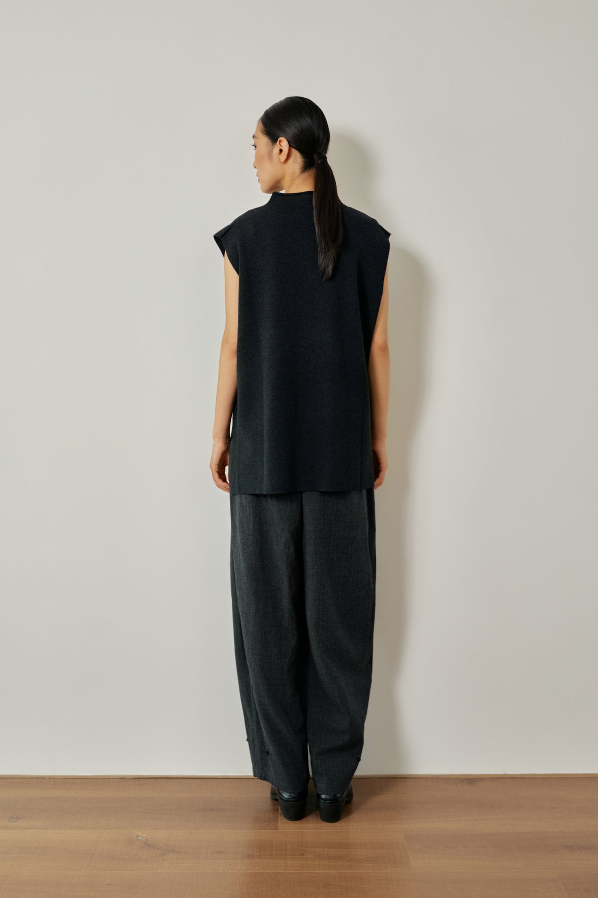 color:HUE GREY