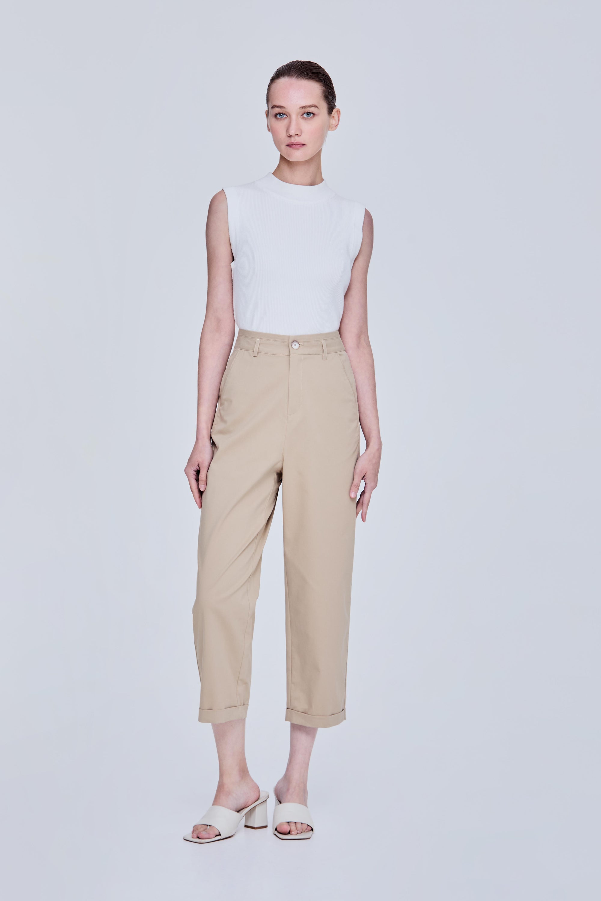 color:KHAKI