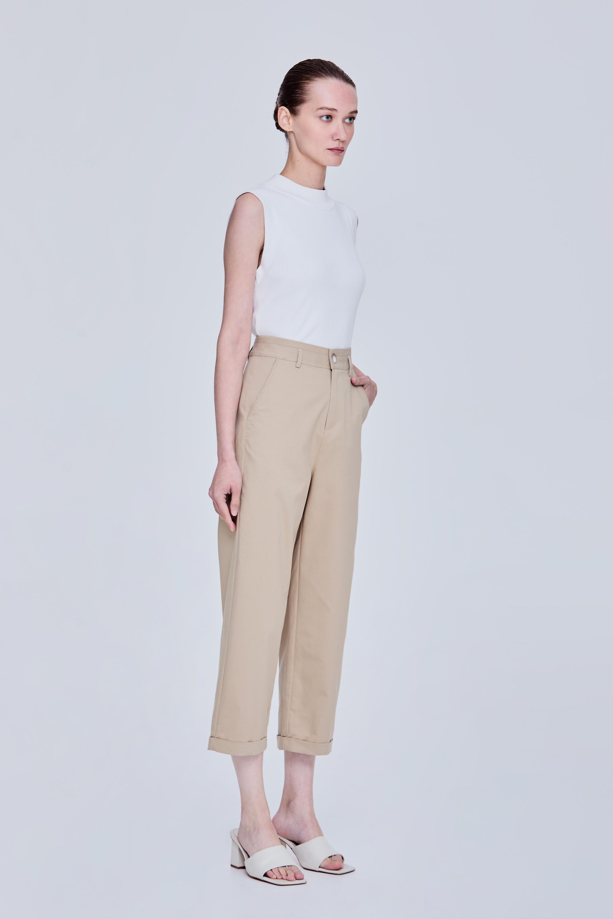 color:KHAKI