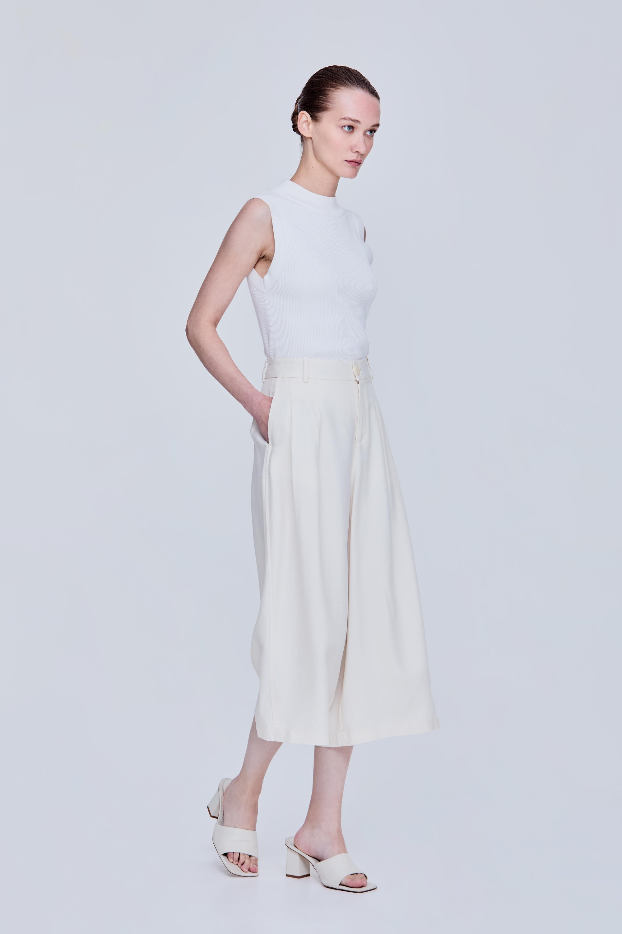 color:IVORY