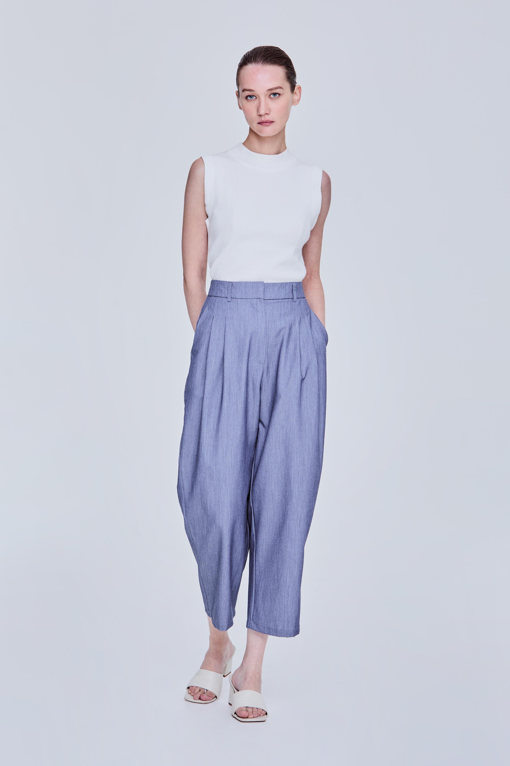 color:DENIM BLUE 