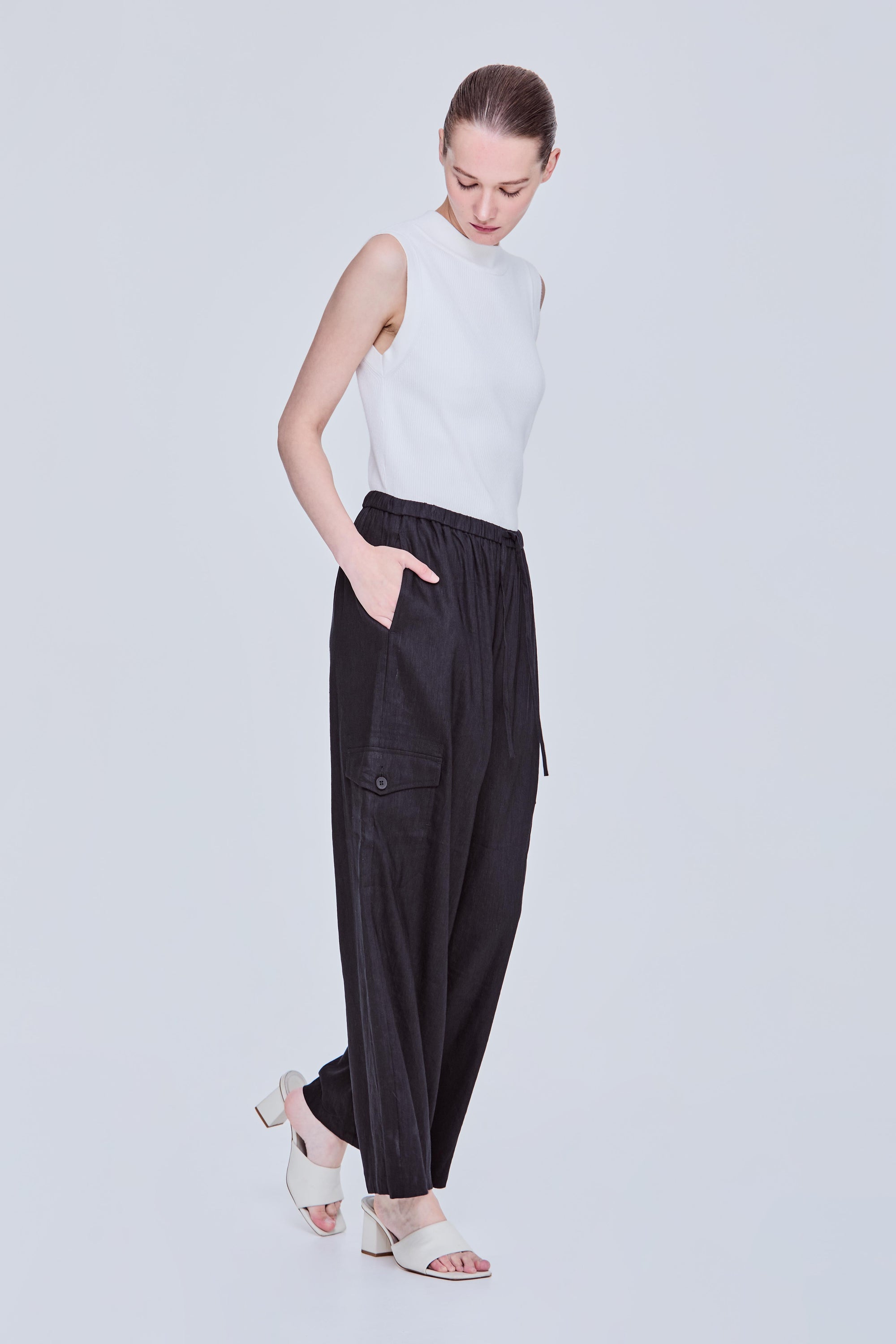 color:NOIR