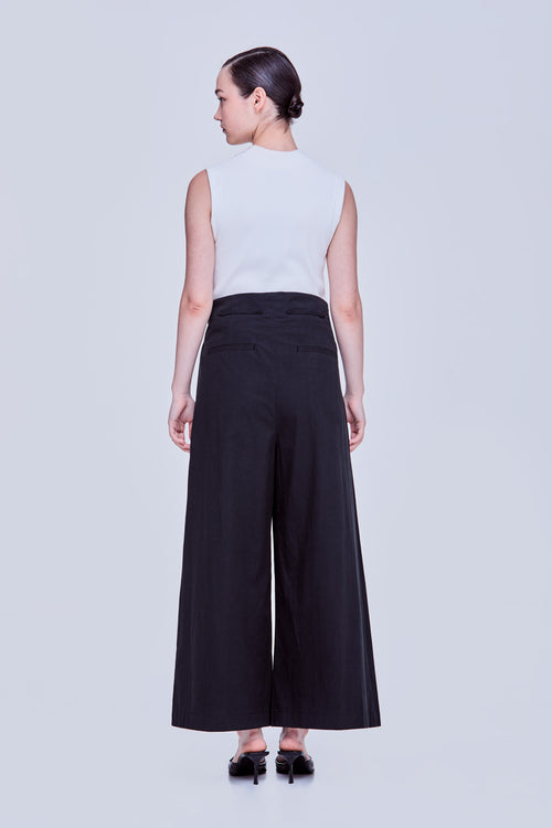 color:NOIR