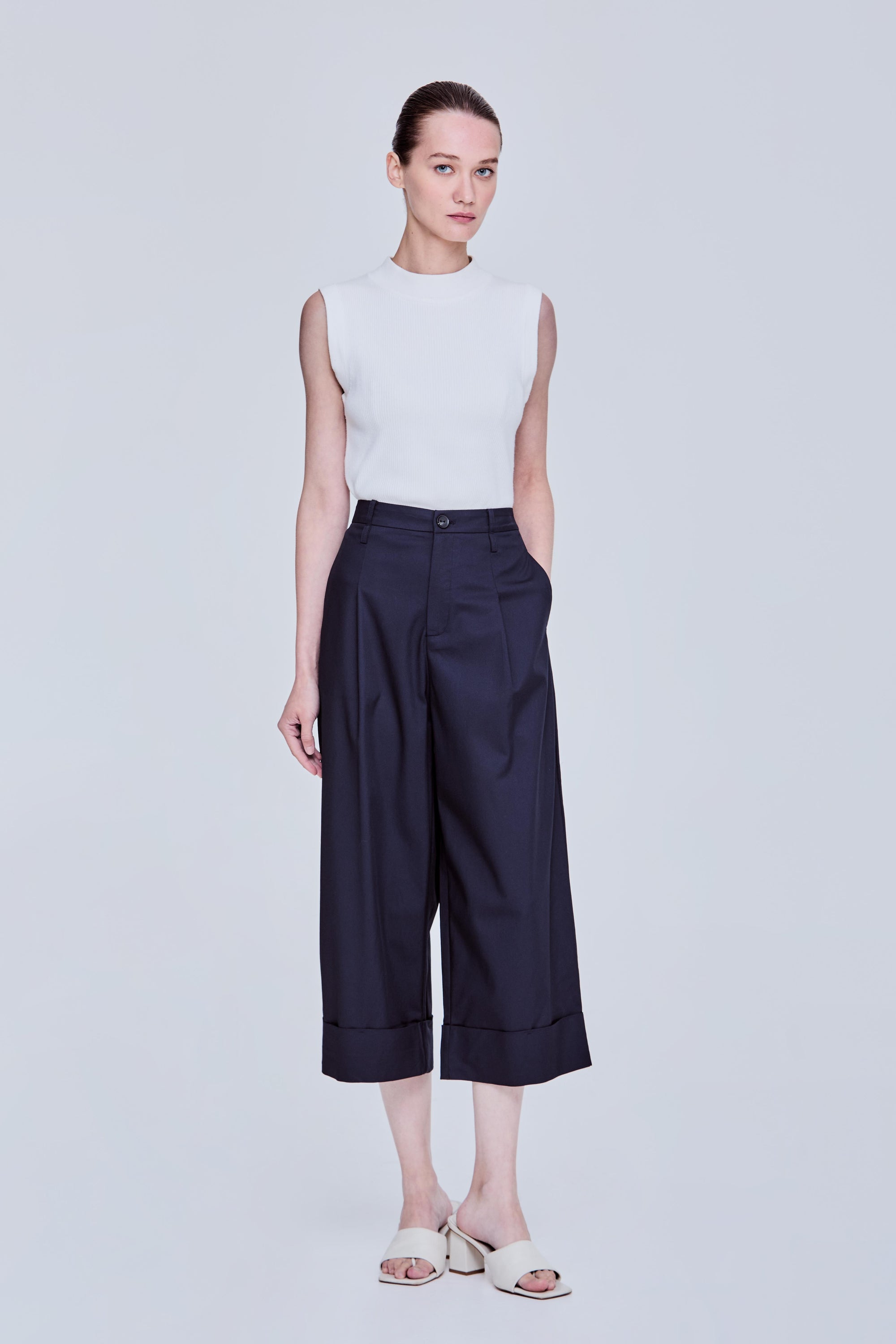 color:NAVY