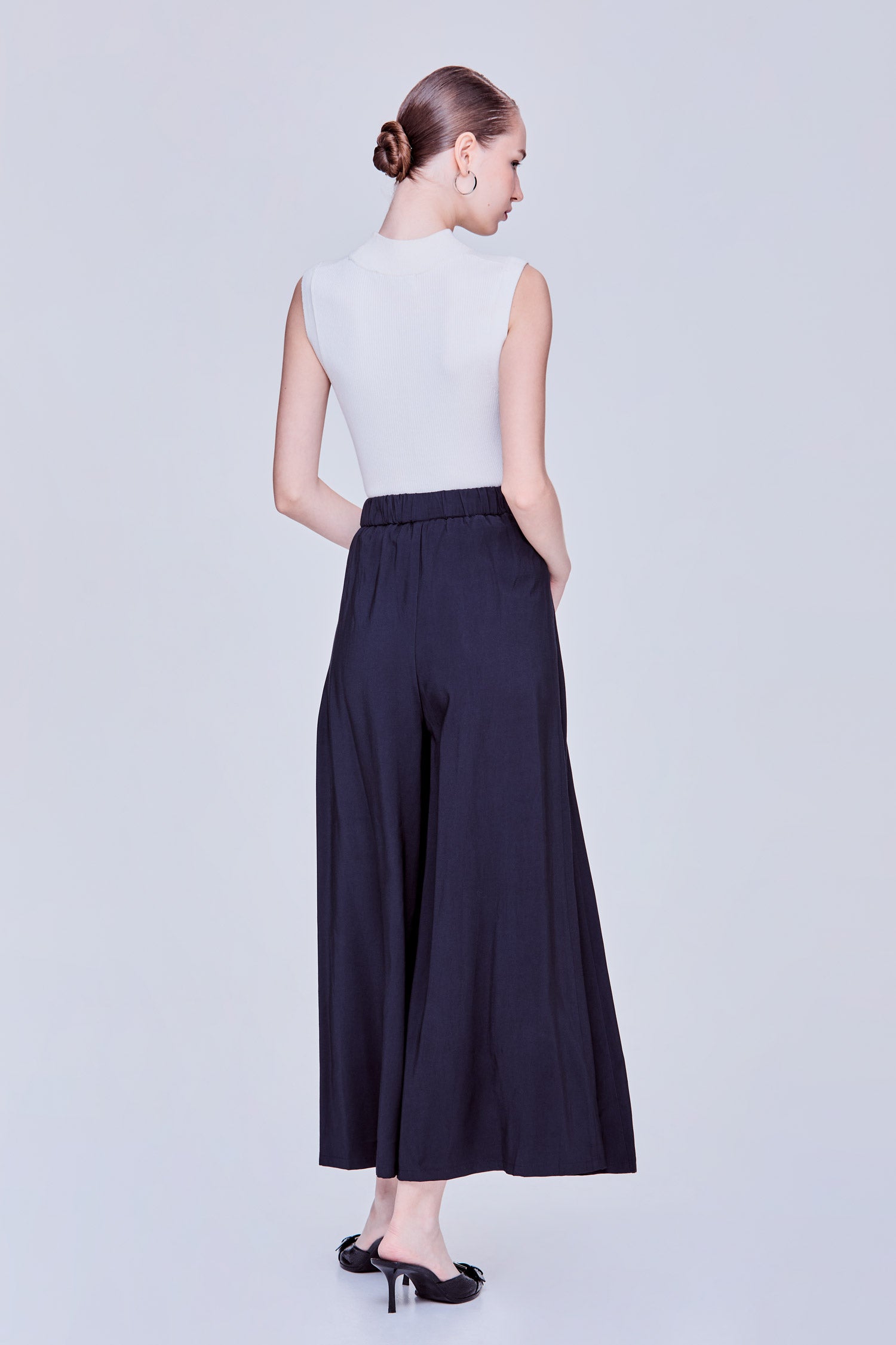 Skirt-like Culottes – SANS & SANS Singapore