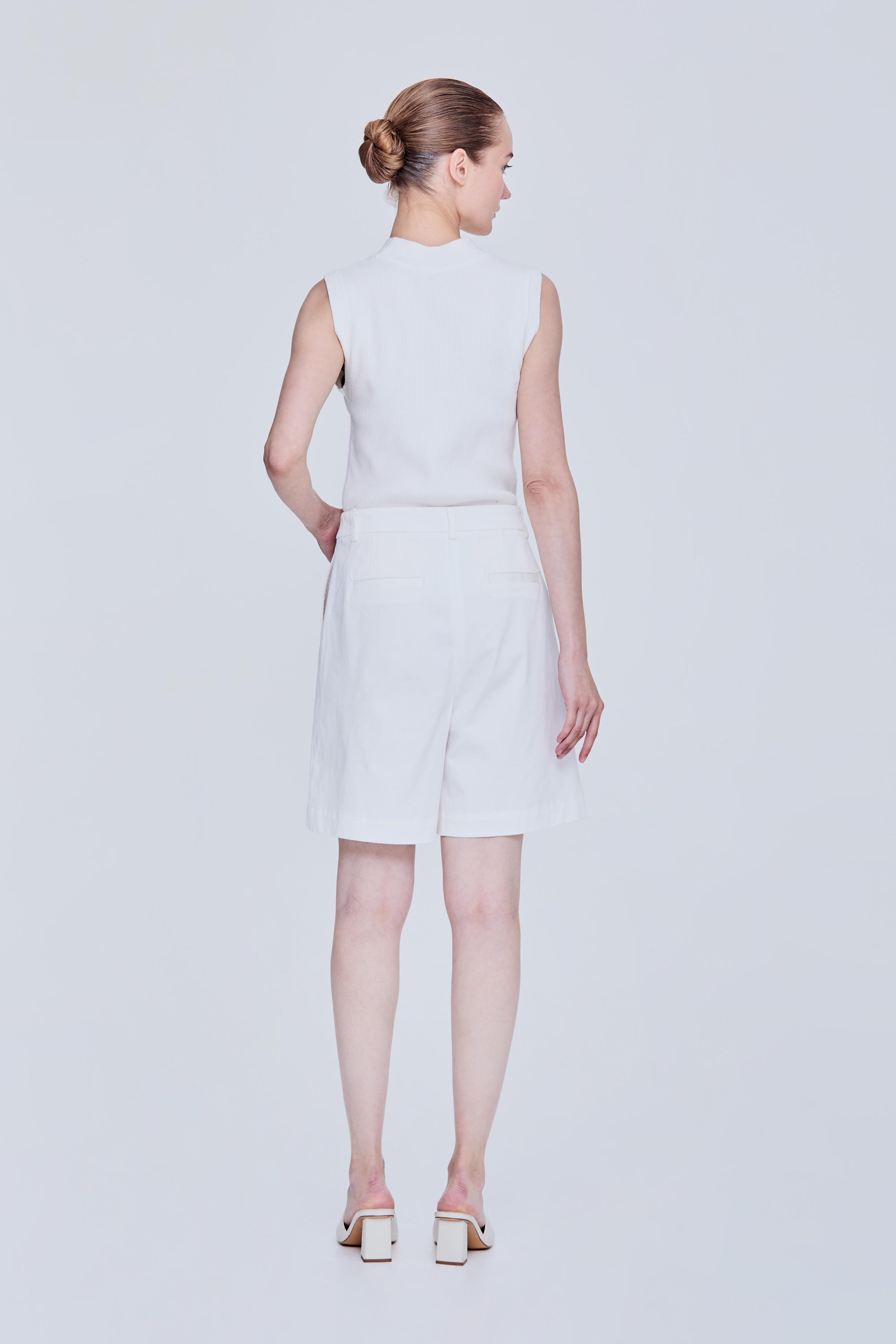 color:IVORY