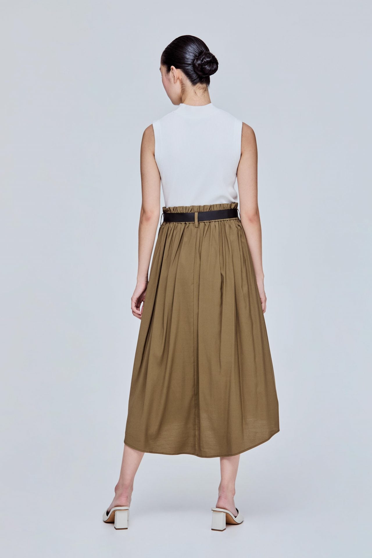 color:ARMY GREEN