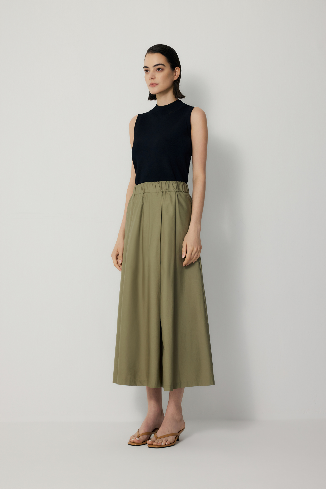 color:KHAKI GREEN