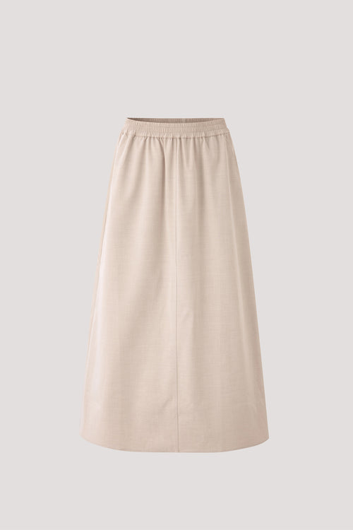 color:BEIGE