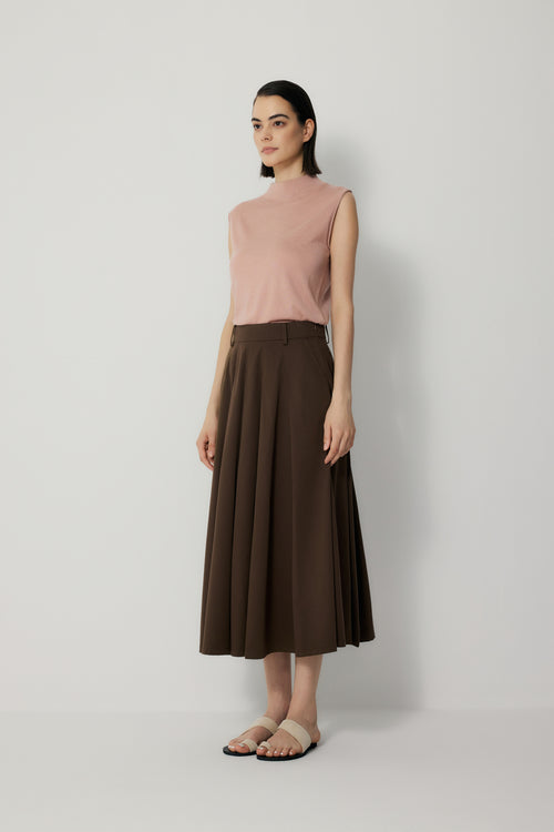 color:DARK BROWN