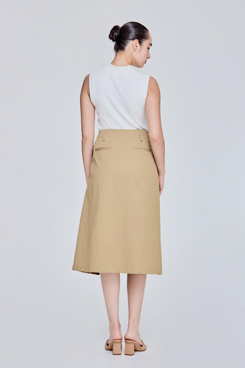 color:KHAKI