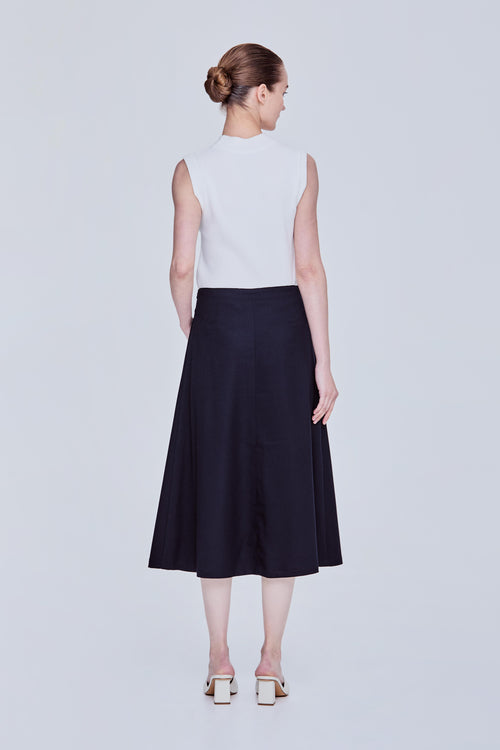 color:NAVY
