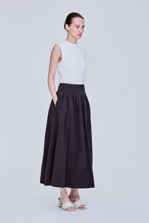 color:NOIR