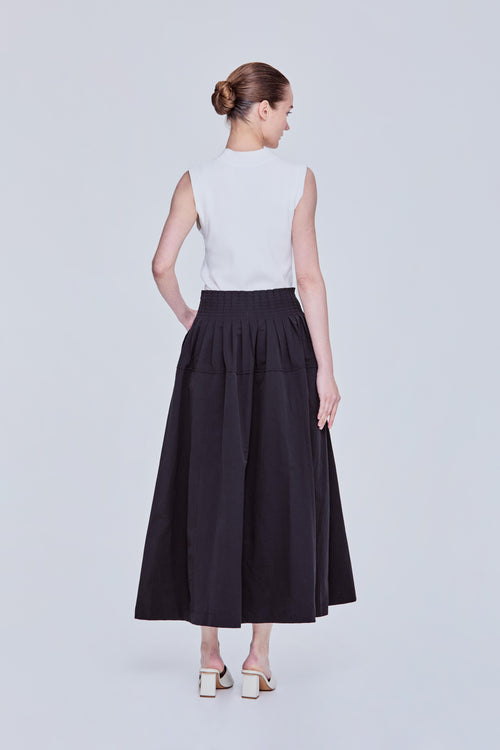 color:NOIR