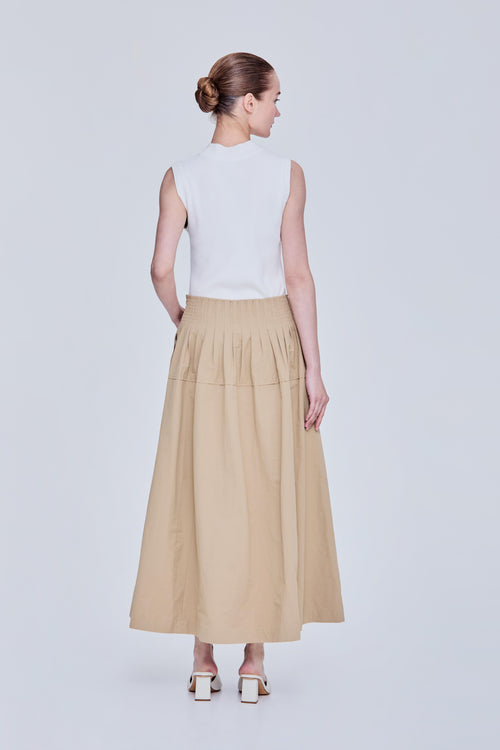 color:KHAKI