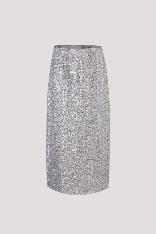 color:SILVER