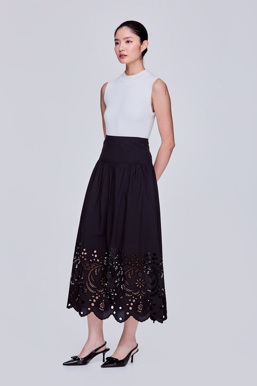 color:NOIR
