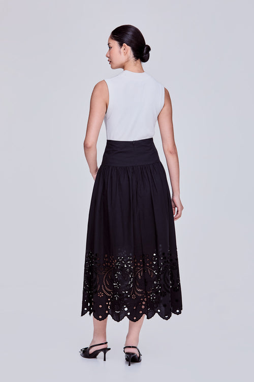 color:NOIR