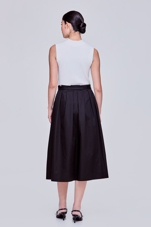 color:NOIR