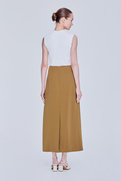 color:BRONZE