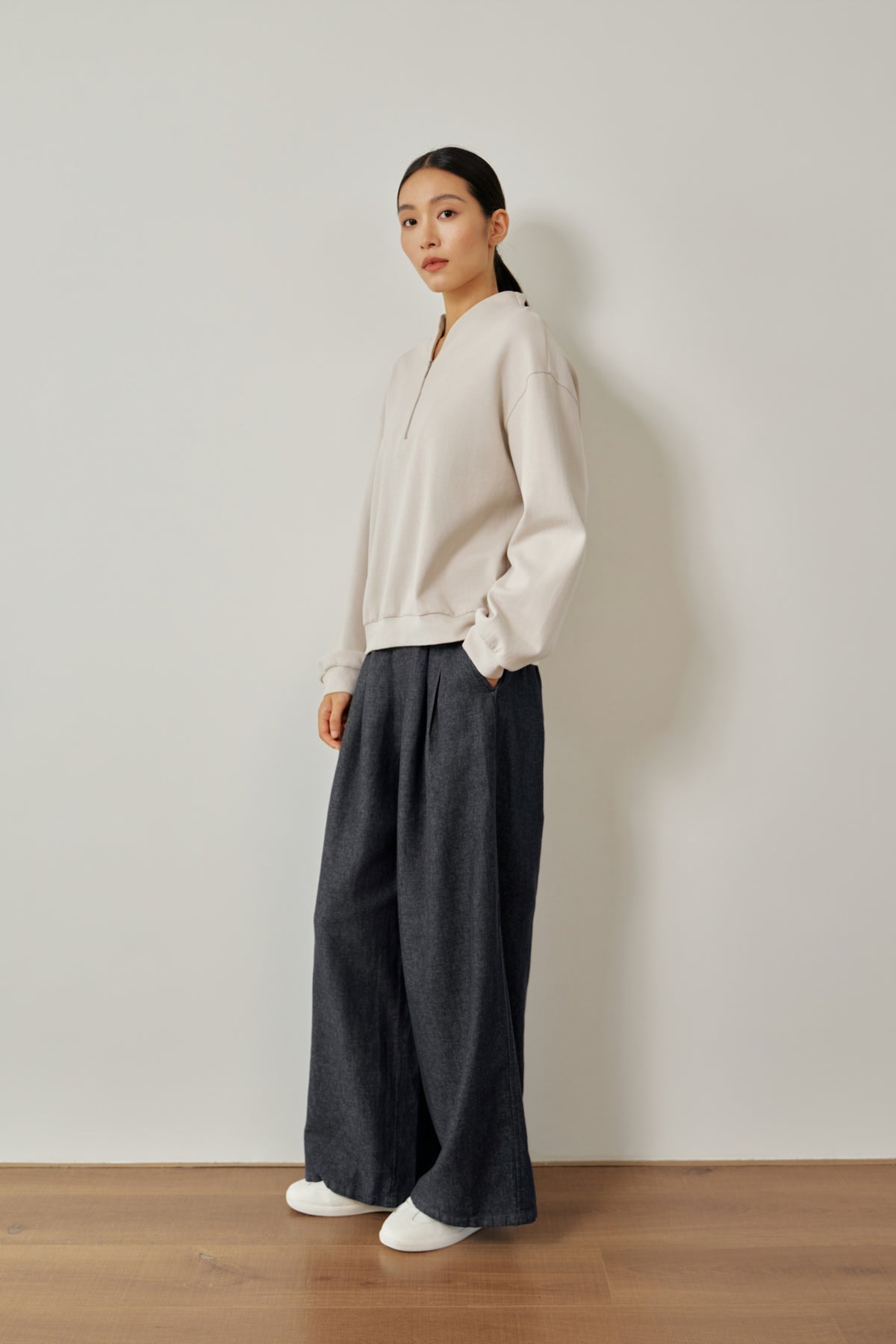 color:TAUPE