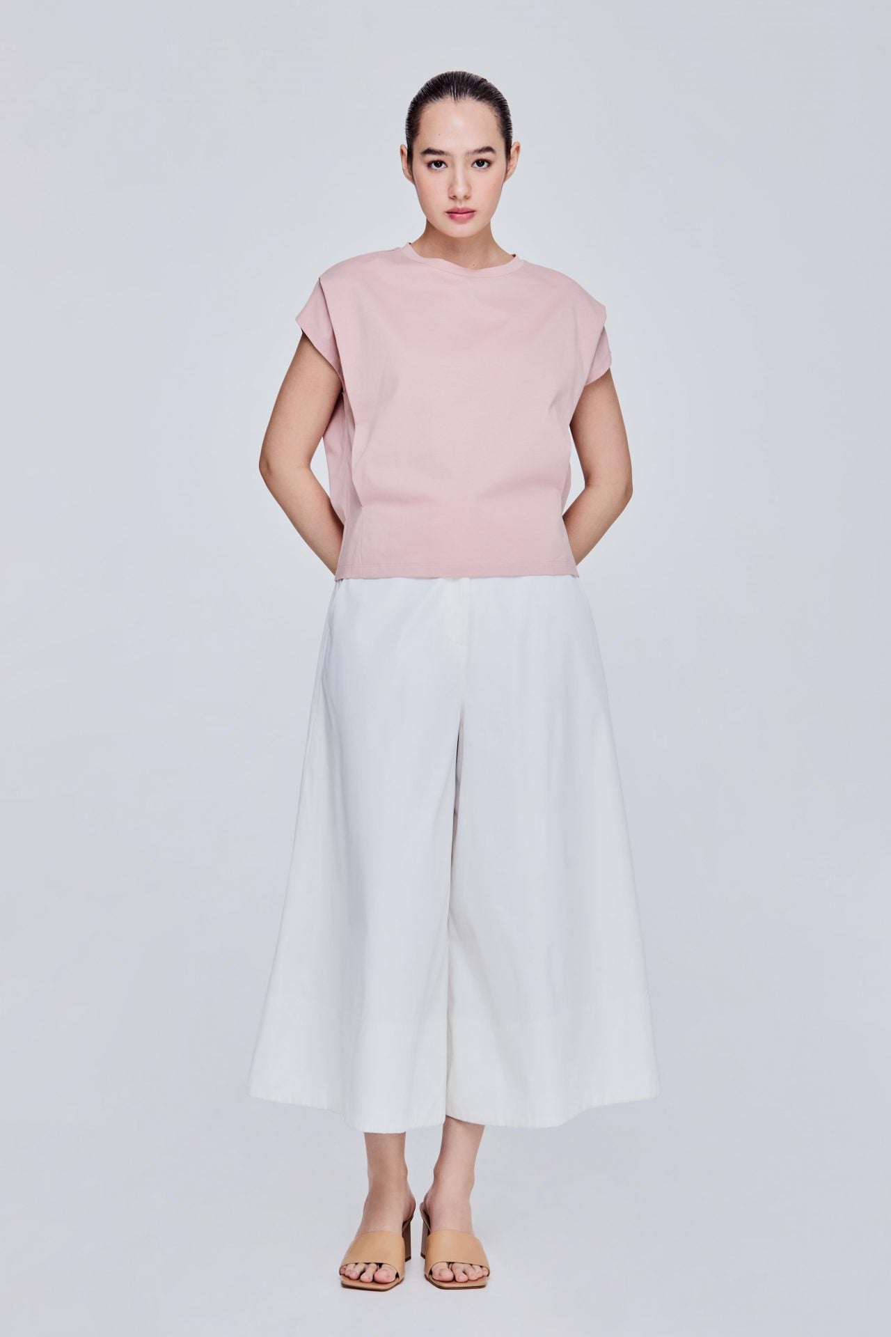 color:BLUSH