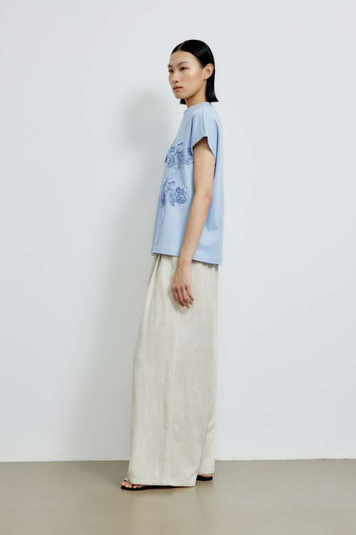 color:SKY BLUE