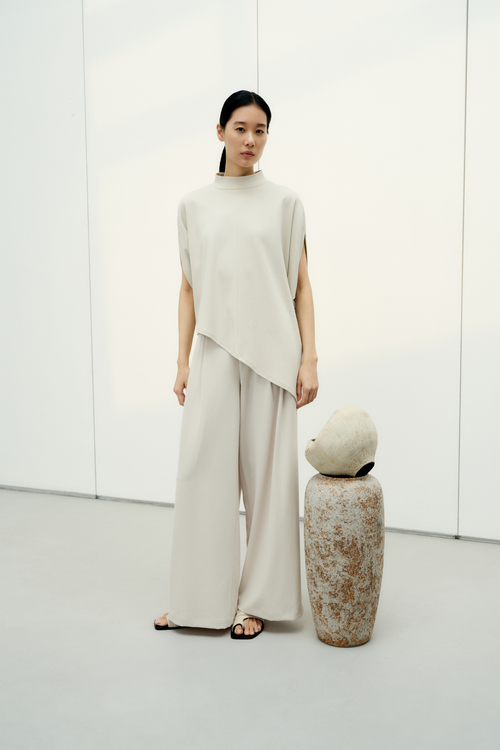 color:TAUPE