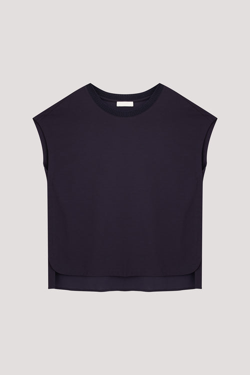 color:NAVY