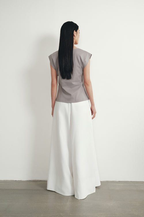 color:GREY