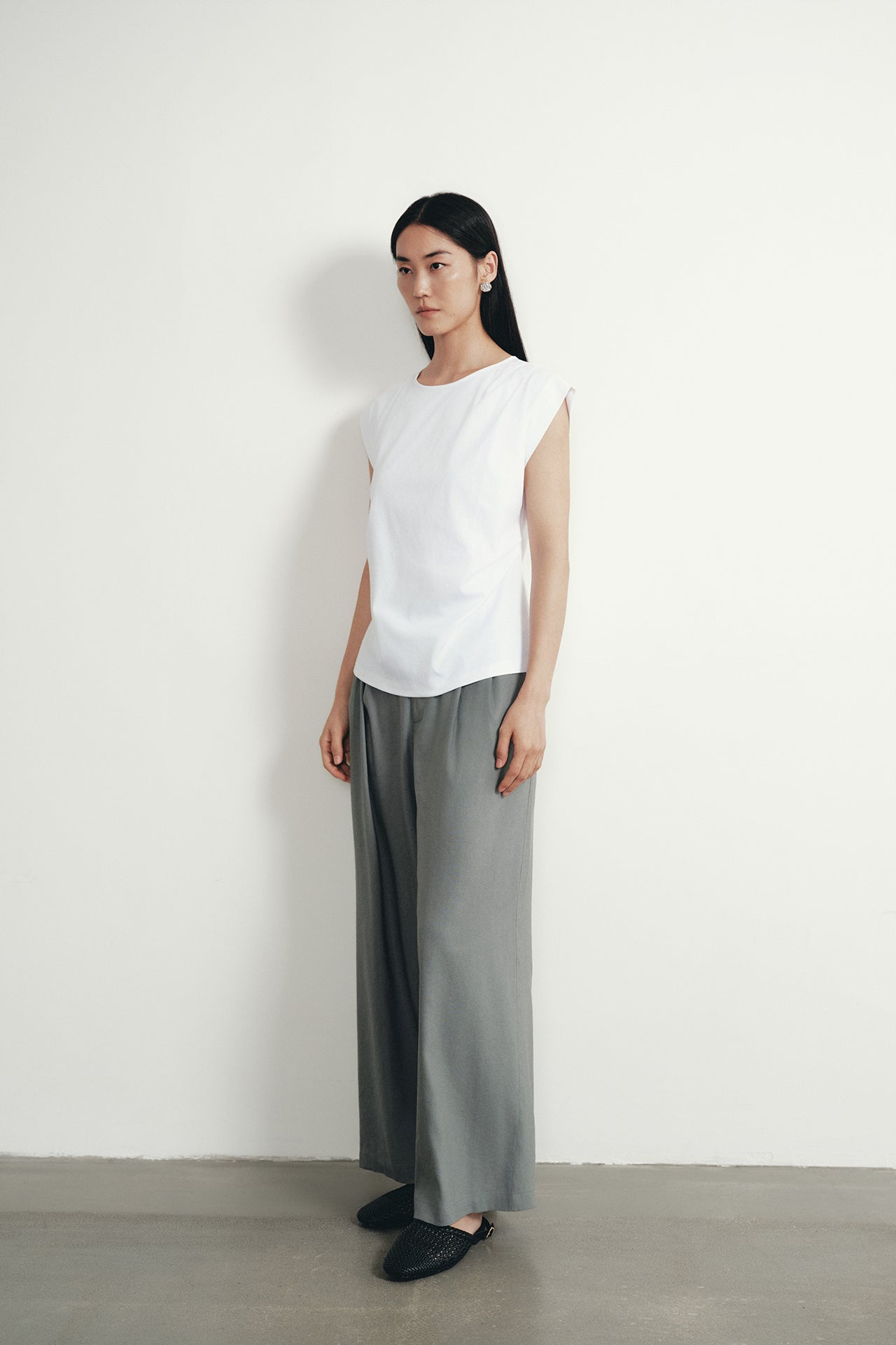 color:IVORY
