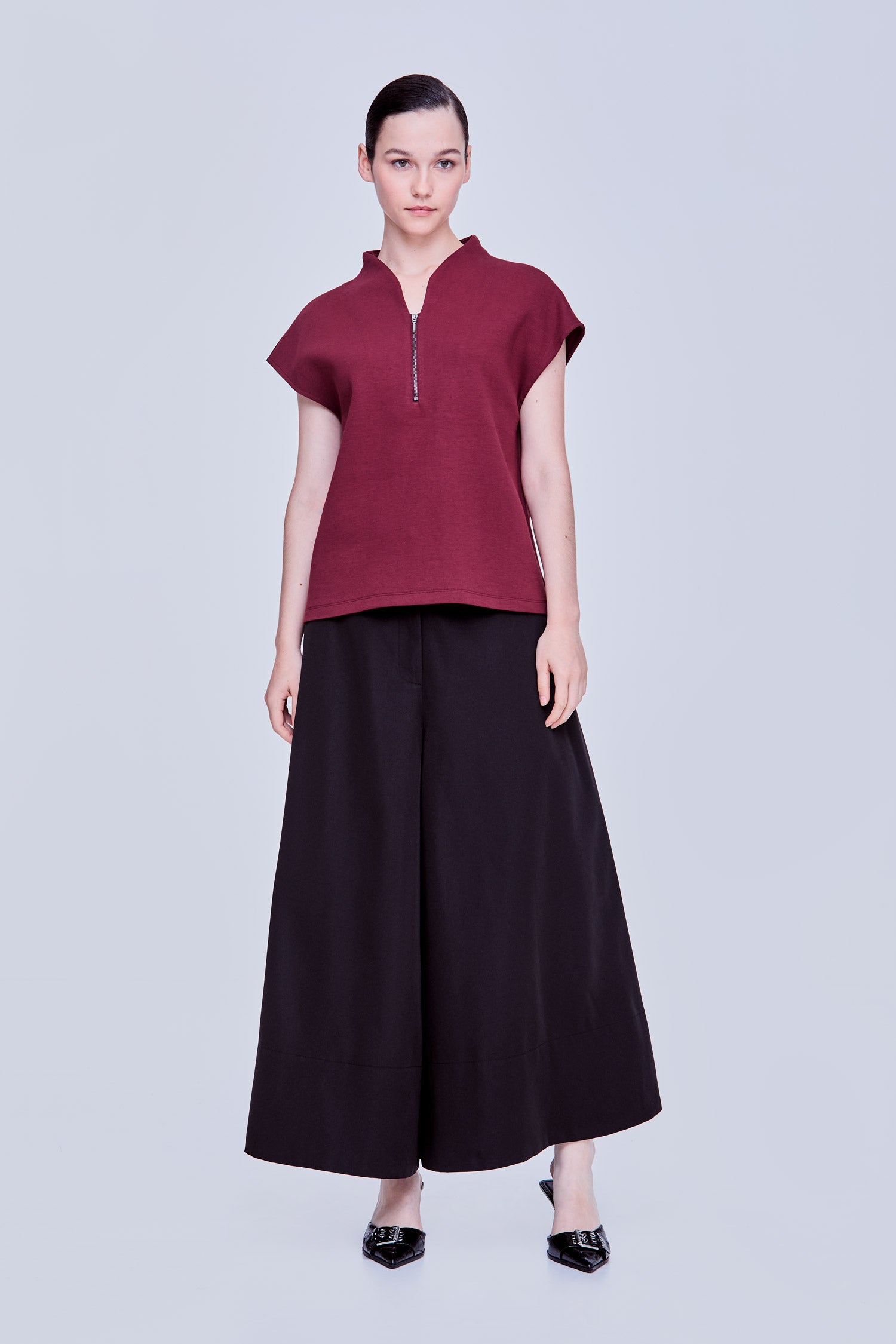 color:MAROON