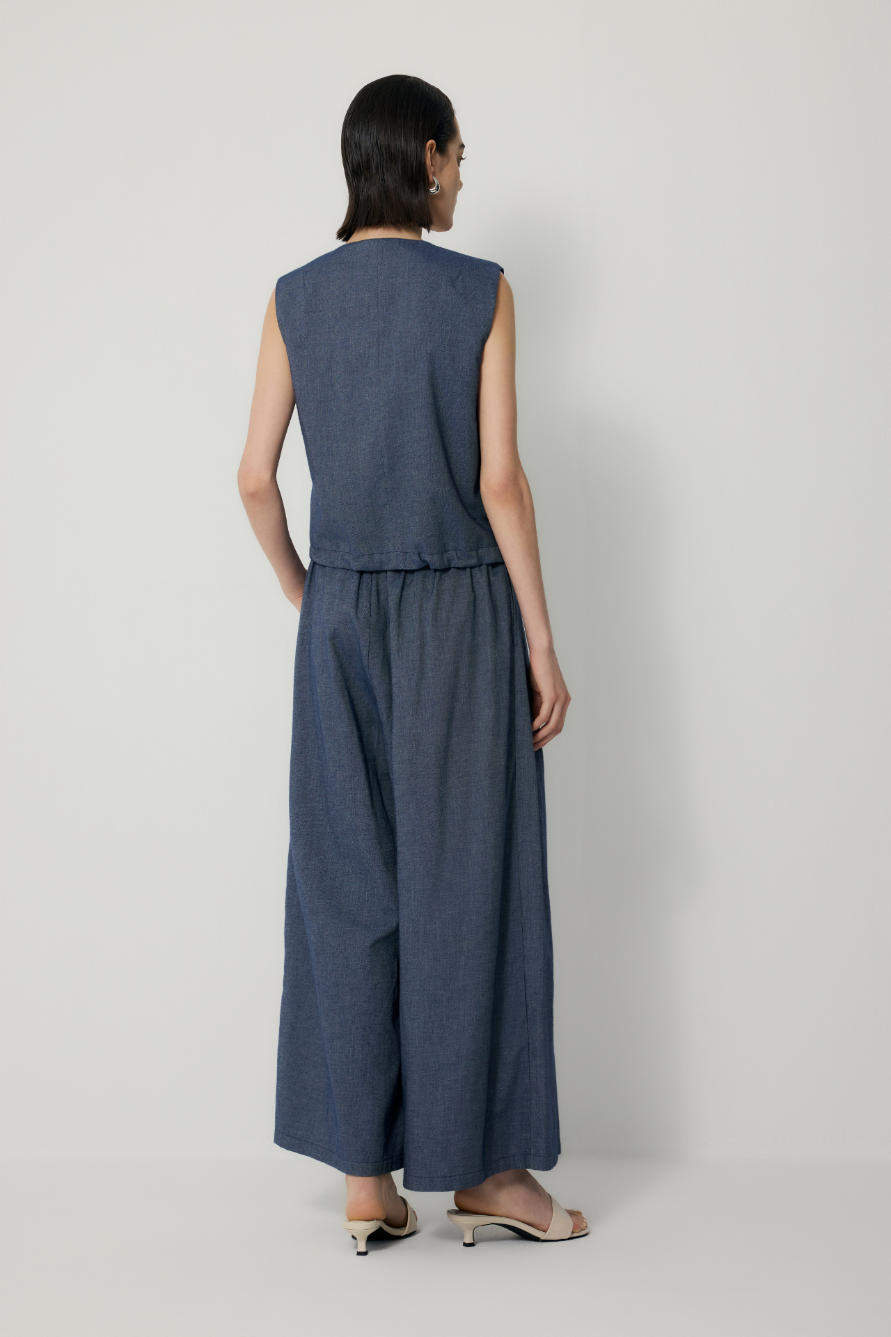 color:DENIM